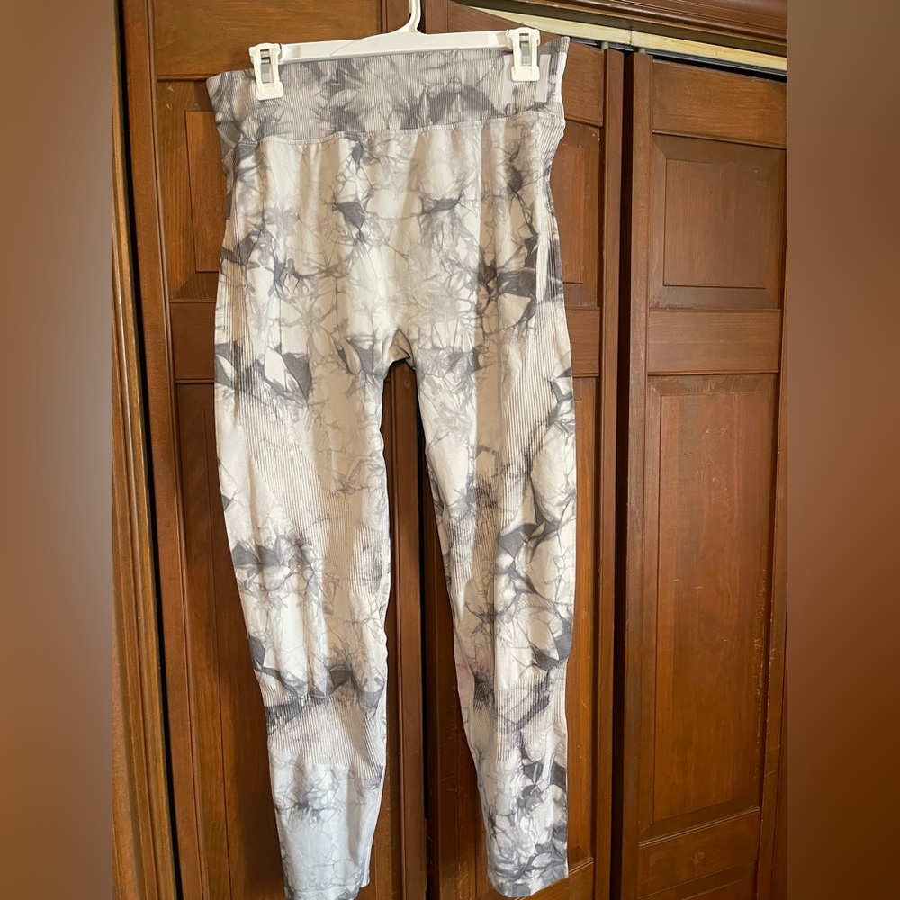 grey workout pants
